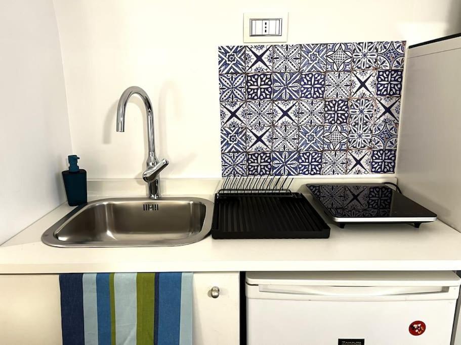 Apartamento Tiny House In Centro Bari Exterior foto
